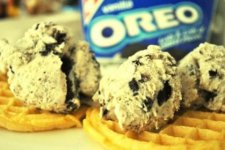 hungry-ice-cream-oreo-oreos-waffles-yummy-Favim.com-82447.jpg