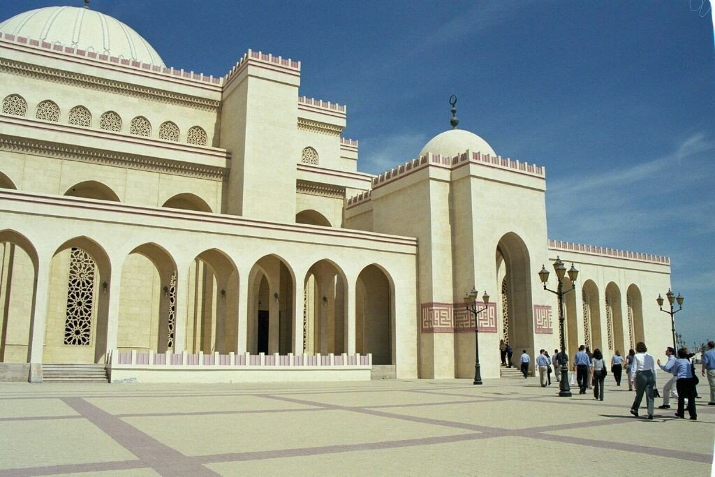 Bahrain2020200012020mosque2-1.jpg