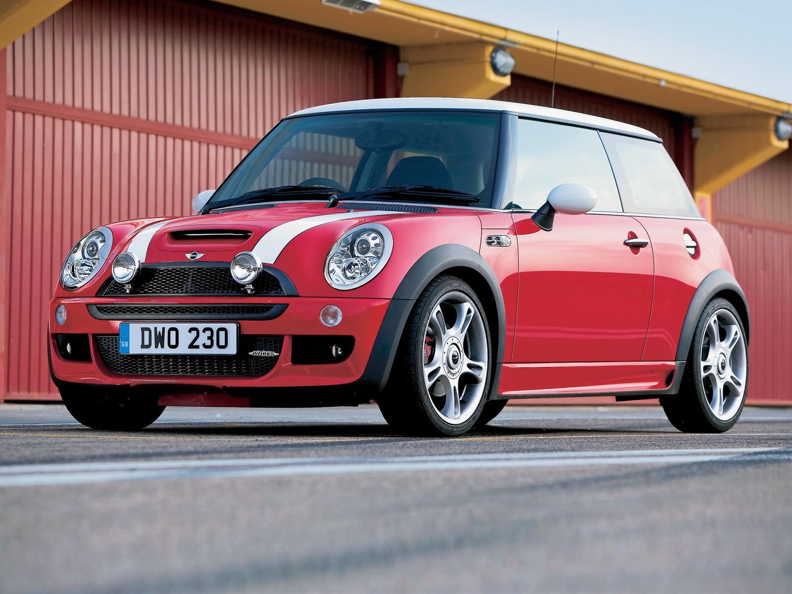 2005MiniCooperWorksFA1600x1200 1 - Official Cars Thread