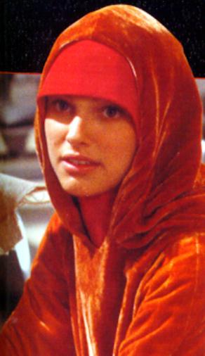 handmaiden 1 - Star Wars & Islamic Fashion