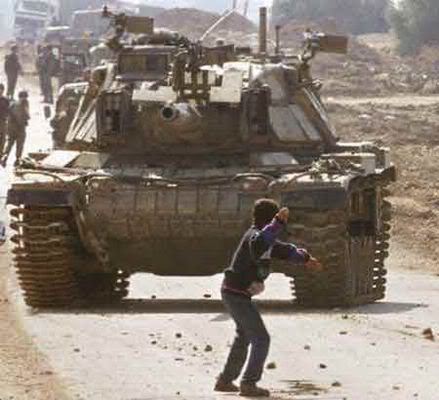 normal_palestineboytank-1.jpg