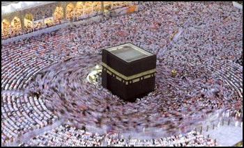 mainimage_arrival_kabah-2.jpg