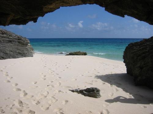 twinbeacheleutheracave-2.jpg