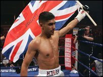  41312087 khanflag203 3 - BOXING: Amir Khan rule the world!