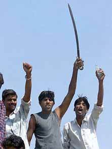 ahmedabad_hindu_rioters-1.jpg