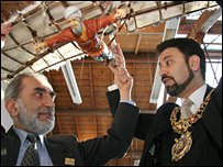 muslim_inventions_203_203x152-1.jpg