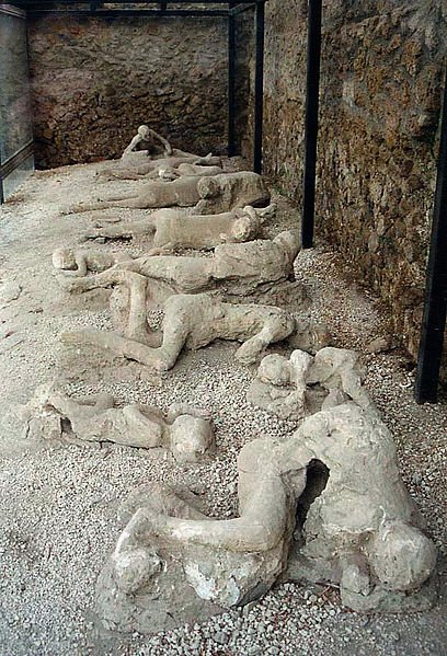 408pxPompeii_Garden_of_the_Fugitives_02-1.jpg