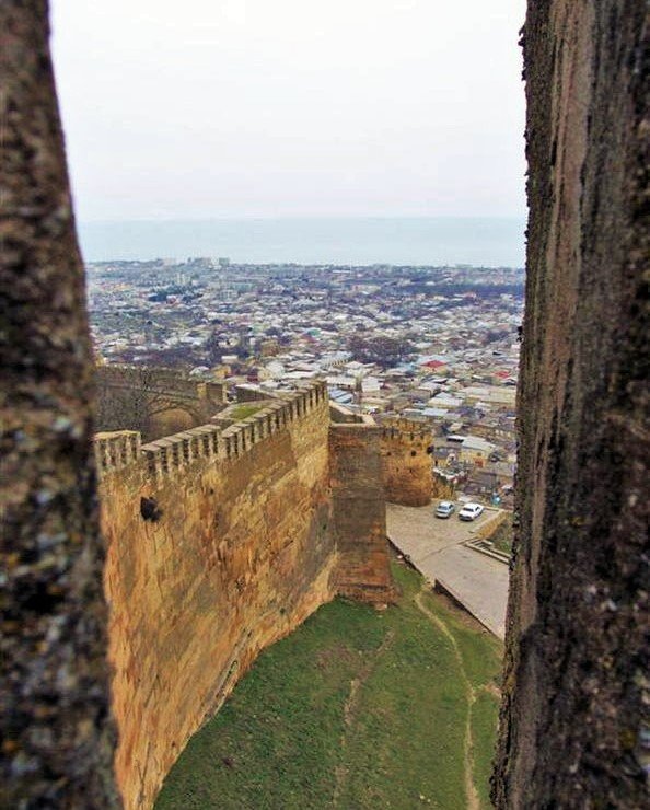 Derbent wall 1 - Who are the Ya'jooj and Ma'jooj?