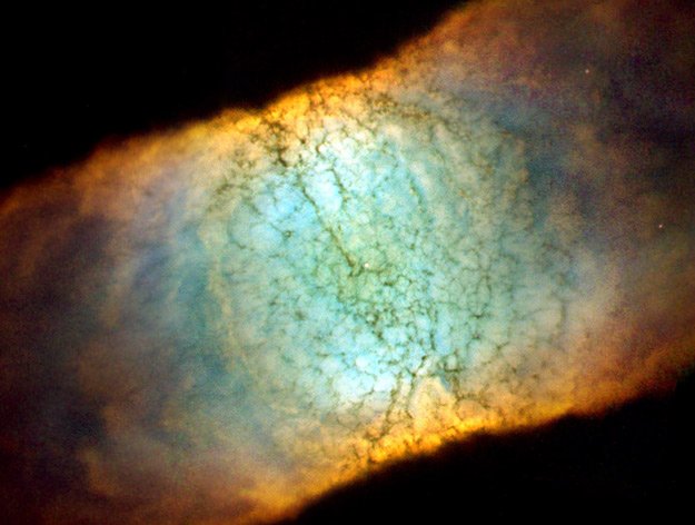 ic4406_hst-1.jpg