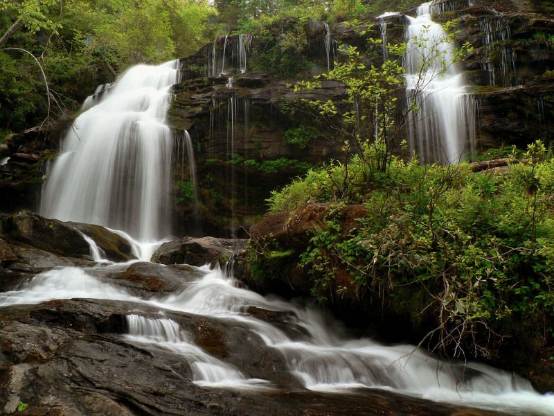 66254723TSroWyBJLongCreekFalls-1.jpg