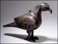 _44003532_bird_body-1.jpg