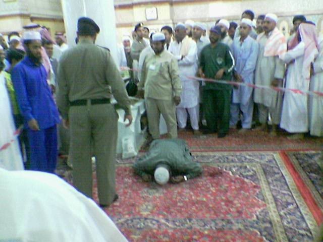 worshipperdiesinsajdah-1.jpg