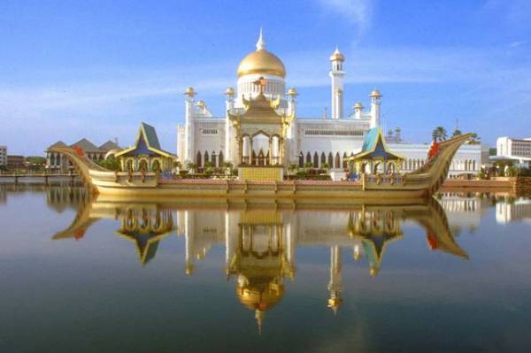 a11 1 - *!* BeAuTiFuL mOsQuEs ArOuNd ThE wOrLd *!*