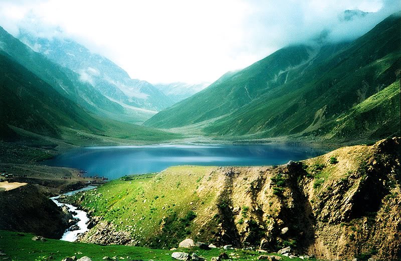 saifulmuluk-2.jpg