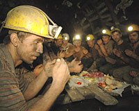 worker-1.jpg