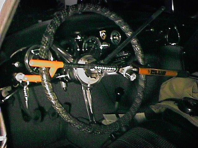 Mult_Steering_Wheel_pic3_bigJPG-1.jpg
