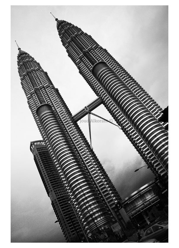 The Petronas Towers by EnigmaticEntity 1 - your beautiful place.