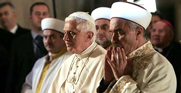 Pope372-1.jpg