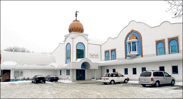 nanaksar_gurdwara_winnipeg-1.jpg