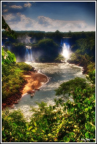 2216200679_e3e0df7f0d-1.jpg