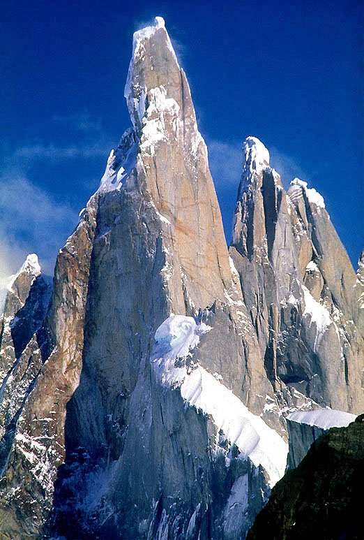Cerro torre 1987 1 - Better than flowers and waterfalls - MOUNTAINS!