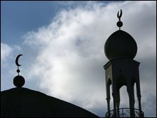  44815248 minaret index getty 1 - Swiss minaret ban gains momentum
