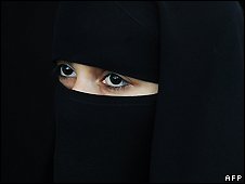 _44827555_burqa_afp226b-1.jpg