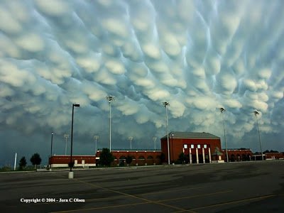 Mammatus2 1 - top 10 VERY rare Clouds !!!