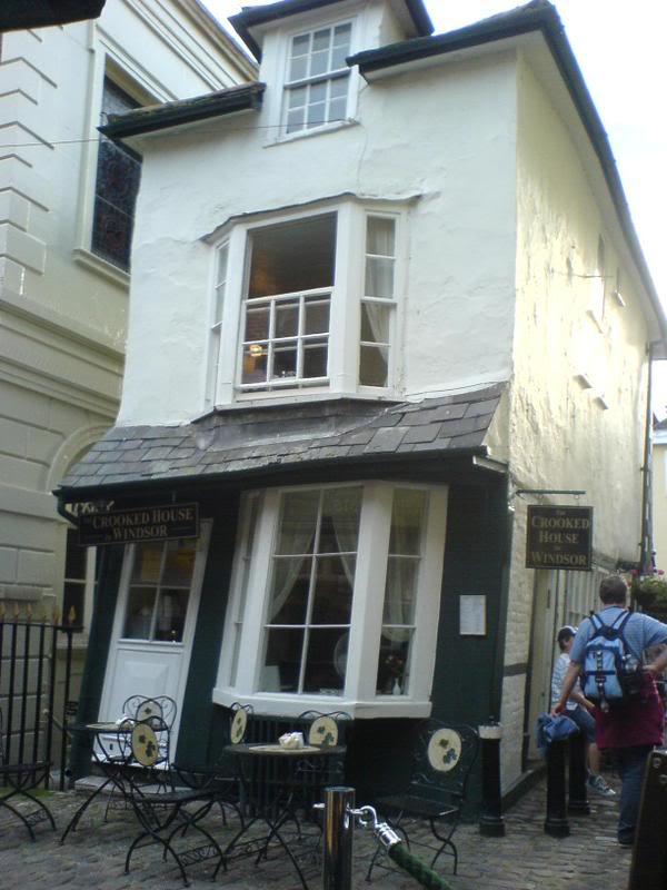 crookedhouseofwindsor1-1.jpg