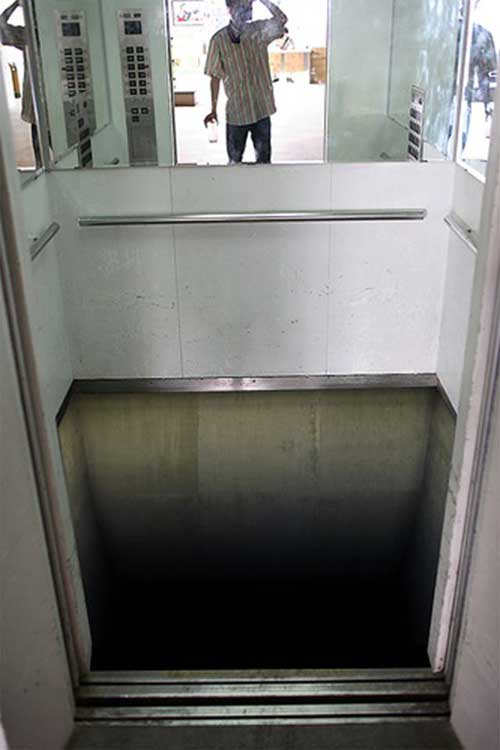 elevatorfloor02-1.jpg