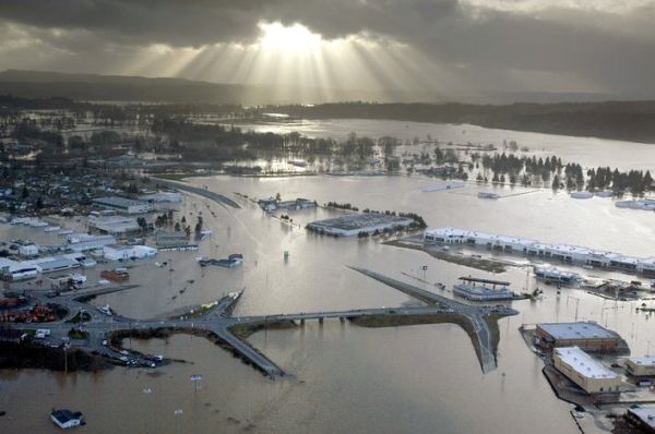 pacific northwest flood03 1 - Natural disasters!!