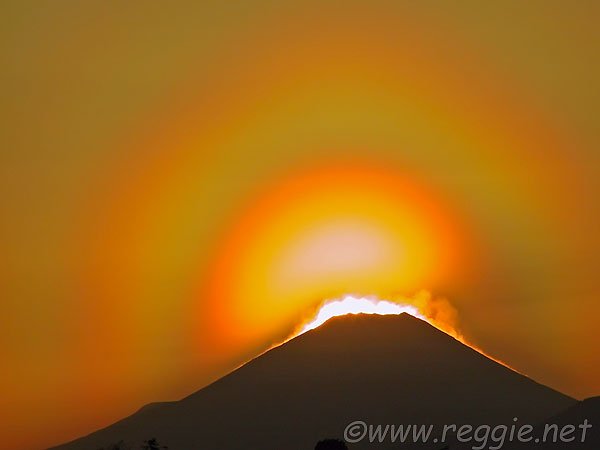 3202058_mt_fuji_sunset600-1.jpg