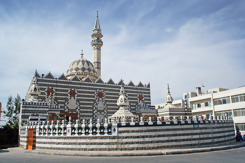 800pxAbu_Darweesh_Mosque-1.jpg