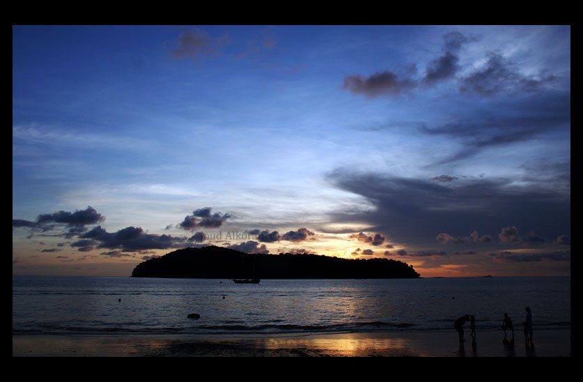 Family Sunset by EnigmaticEntity 1 - Beaches and Islands pics...