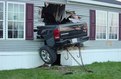 carcrashhouse-1.jpg