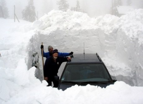 carstucksnow-1.jpg