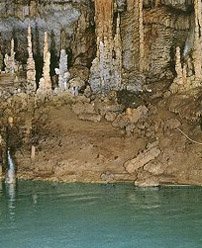 lebanon jeita7 1 - Amazing Underground Lakes and Rivers!