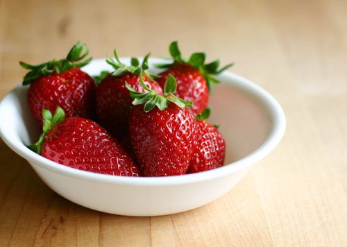 strawberries 1 - salaam people!!
