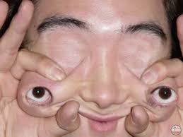 weird_eyes-1.jpg