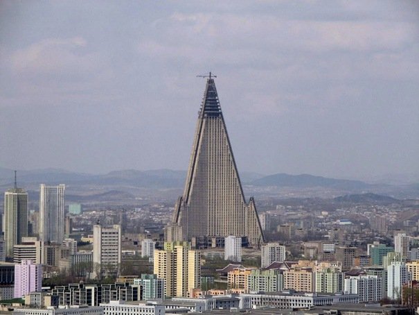 23ryugyonghotelthumb-1.jpg