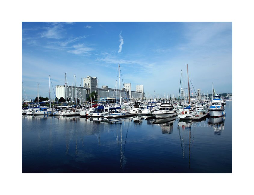 Quebec_City_Harbor_by_EnigmaticEntity-1.jpg