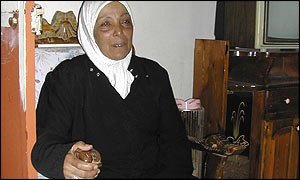 _38253478_umahmad300-1.jpg