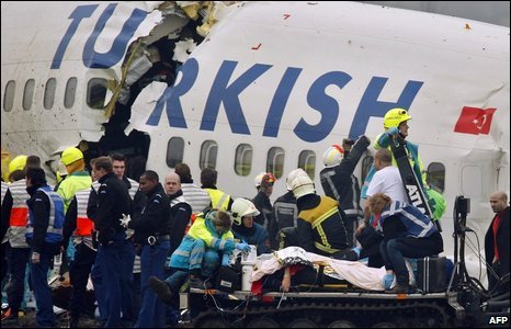  45510299 0069366651 1 - Turkish Airlines plane crashes at Amsterdam's Schiphol airport