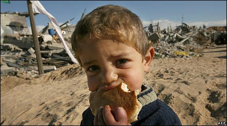  45524406 child afp466 1 - Billions pledged to rebuild Gaza