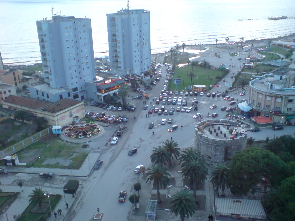 DSC00395-1.jpg