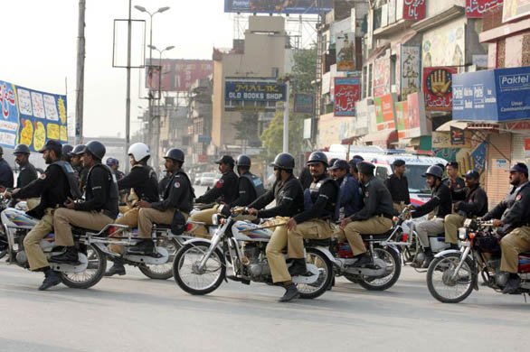 GD5258017Pakistaniriotpolice4313-1.jpg