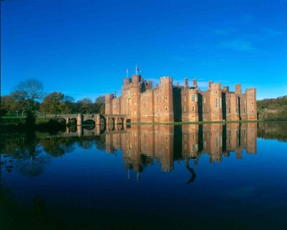 herstmonceux castle2 1 - beautiful places on earth.......