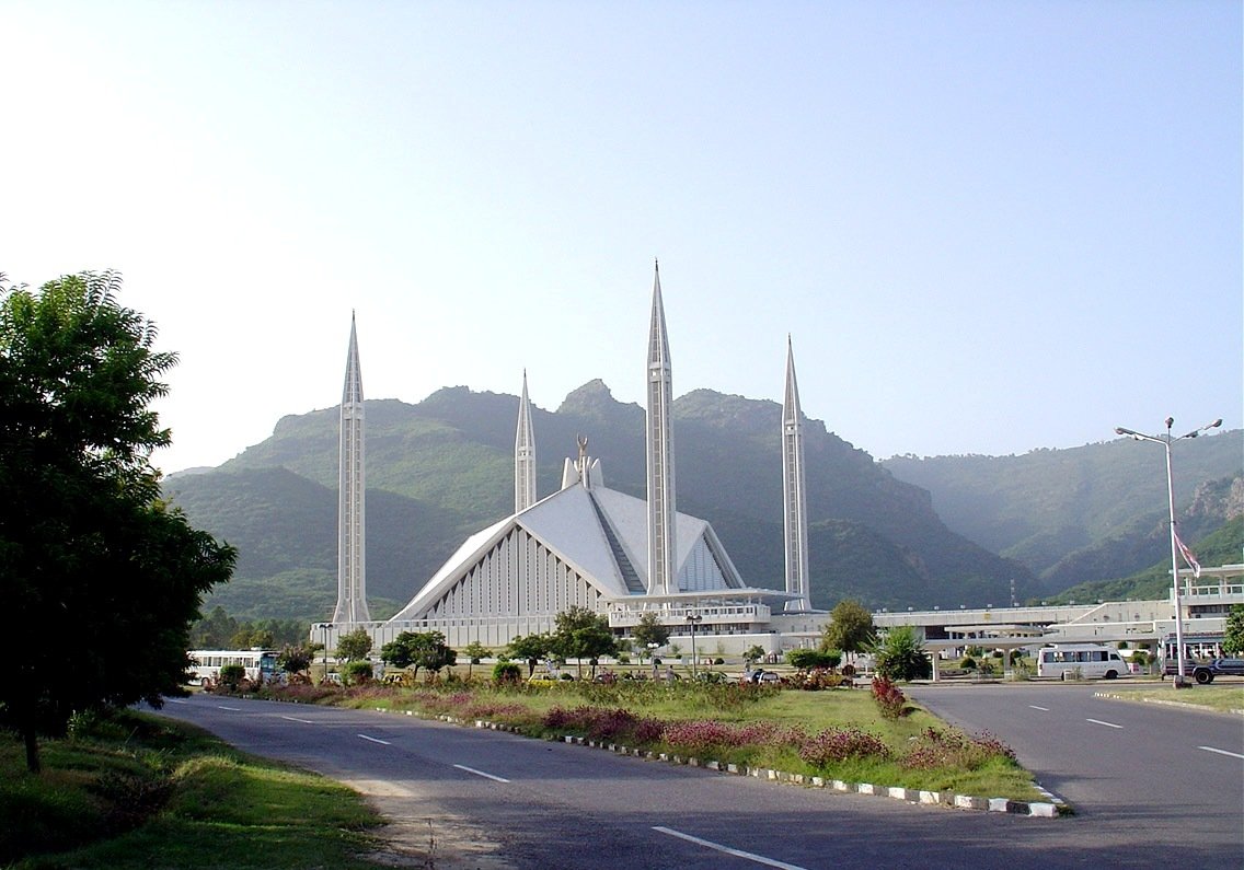 Faisal_mosque2-2.jpg