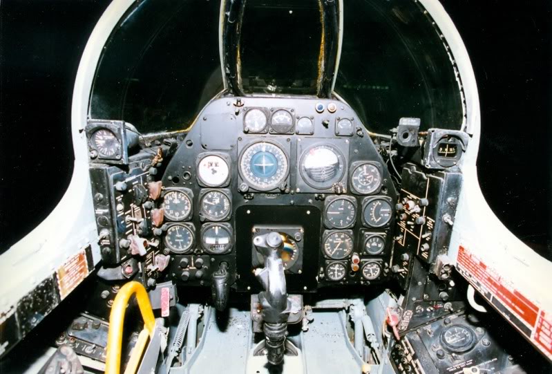 F86dcockpit-1.jpg