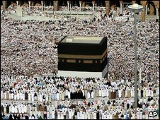  46377475 0034452491 1 - Swine flu: Hajj pilgrims to Mecca ‘required to prove vaccinated’